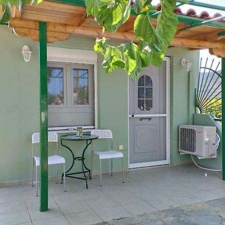 איה אנה Lovely Guesthouse On The Beach מראה חיצוני תמונה