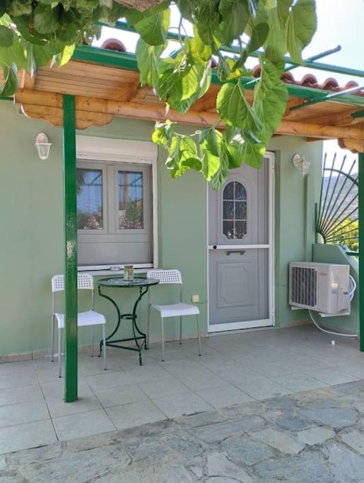 איה אנה Lovely Guesthouse On The Beach מראה חיצוני תמונה